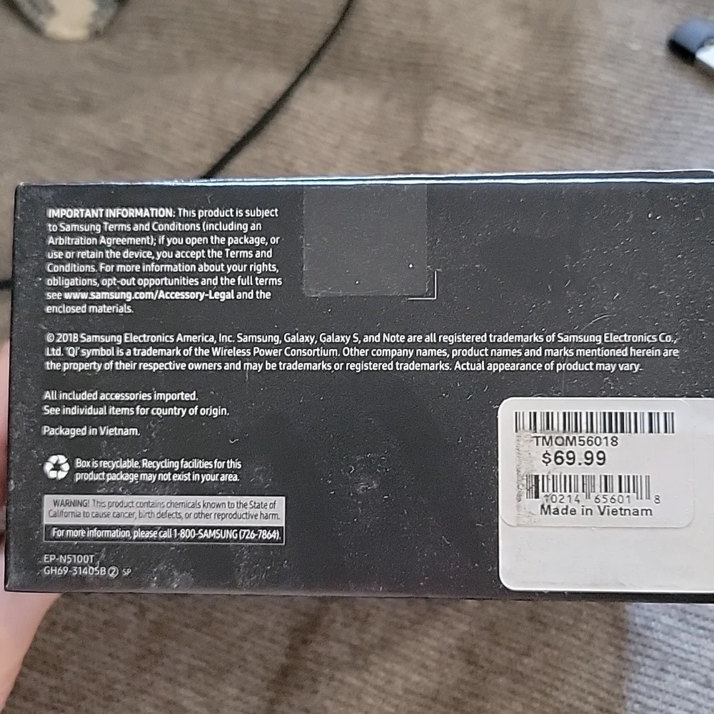 Wireless Samsung charging stand